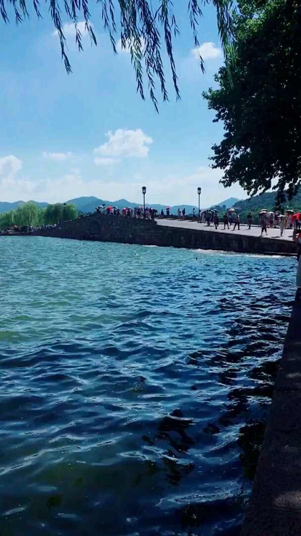 杭州断桥等你邂逅