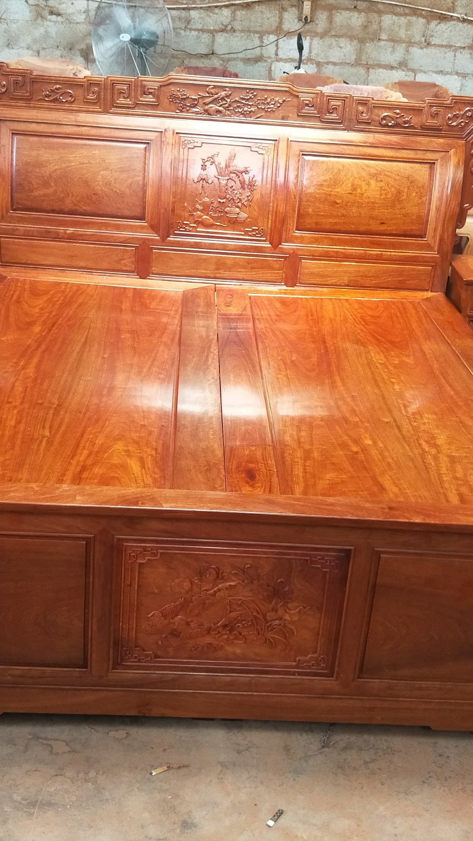 缅花梨的大果紫檀成品大床