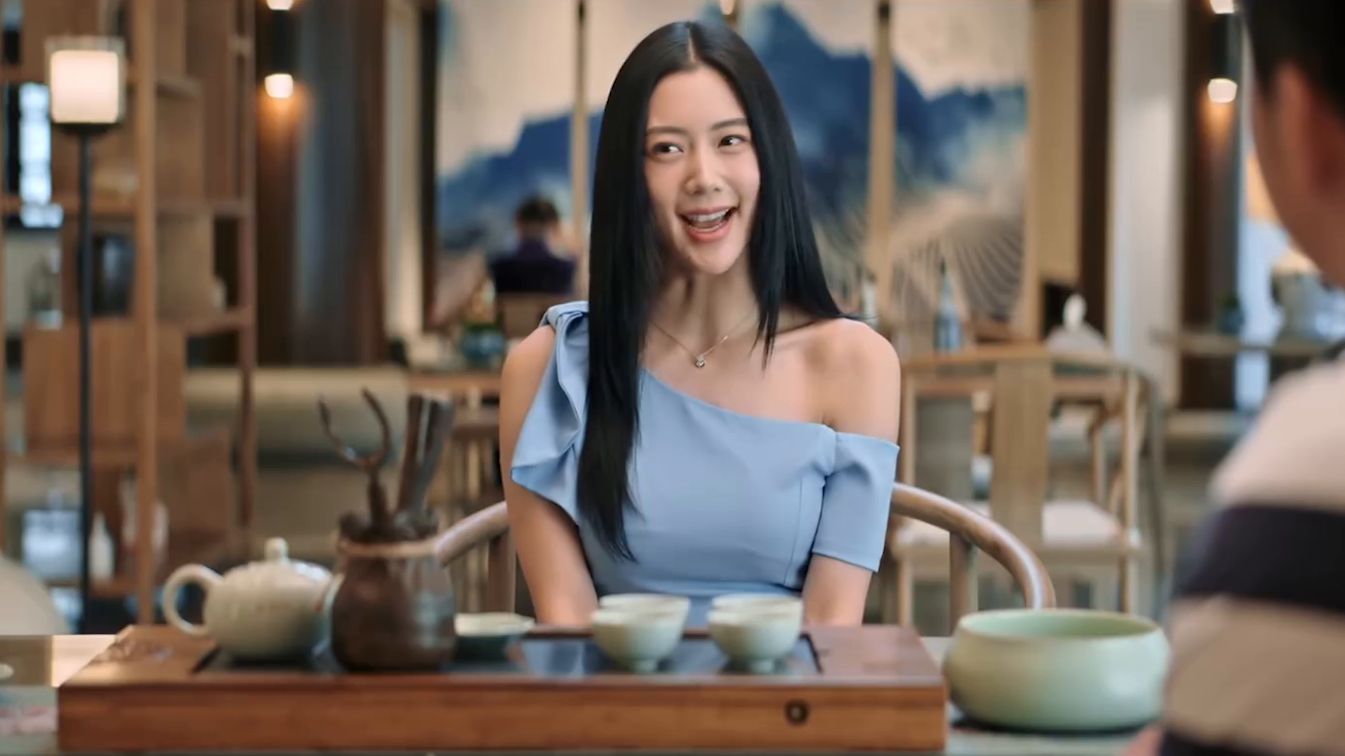 发不发大红包无所谓,重点我只是来看克拉拉的