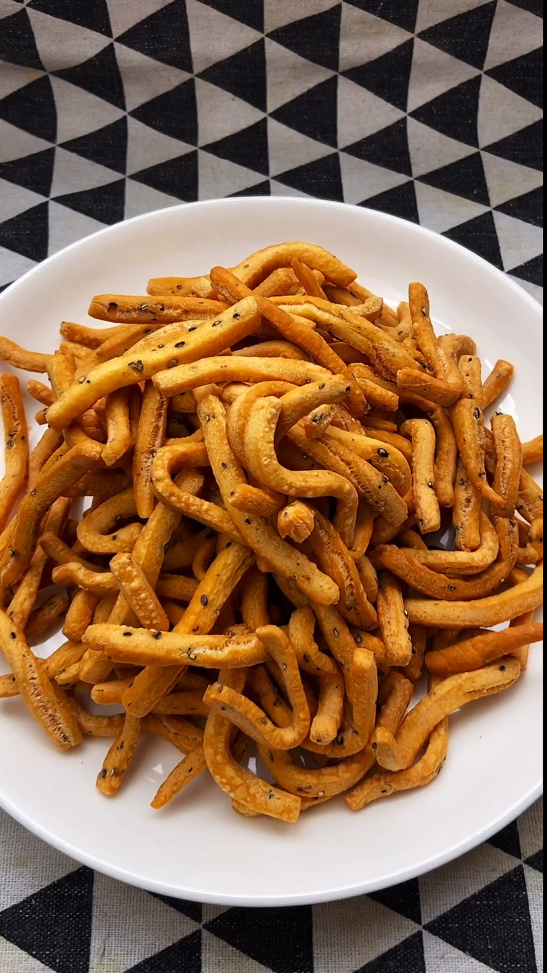 家庭自制小零食油炸姜丝