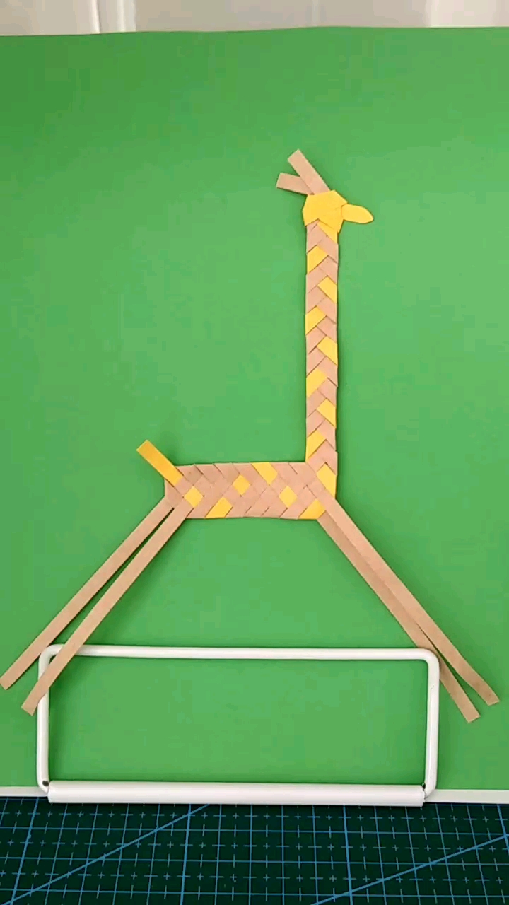 衍纸长颈鹿纸编