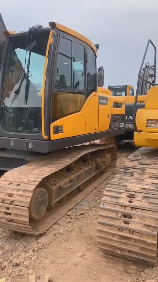 二手挖掘机总会#最新款沃尔沃220d