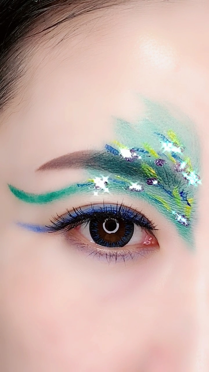 小姐姐#孔雀尾创意眼妆