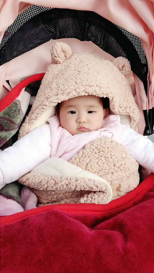 家有萌娃#我的小宝贝儿,有没有愿意给个小心心的亲亲,爱你哟,么么哒