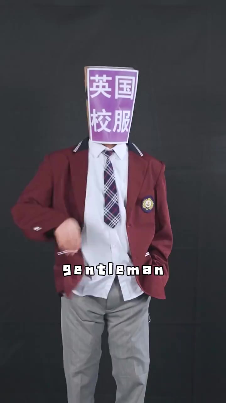 我要上热门#中国校服这么丑,竟是因为