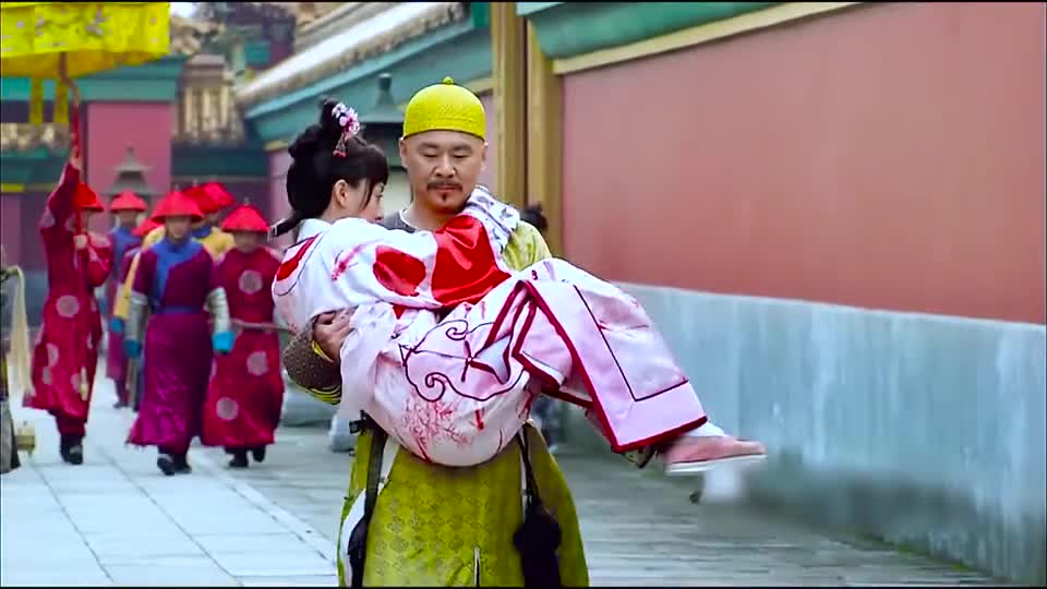 四爷真的爱甄嬛走哪都得抱着