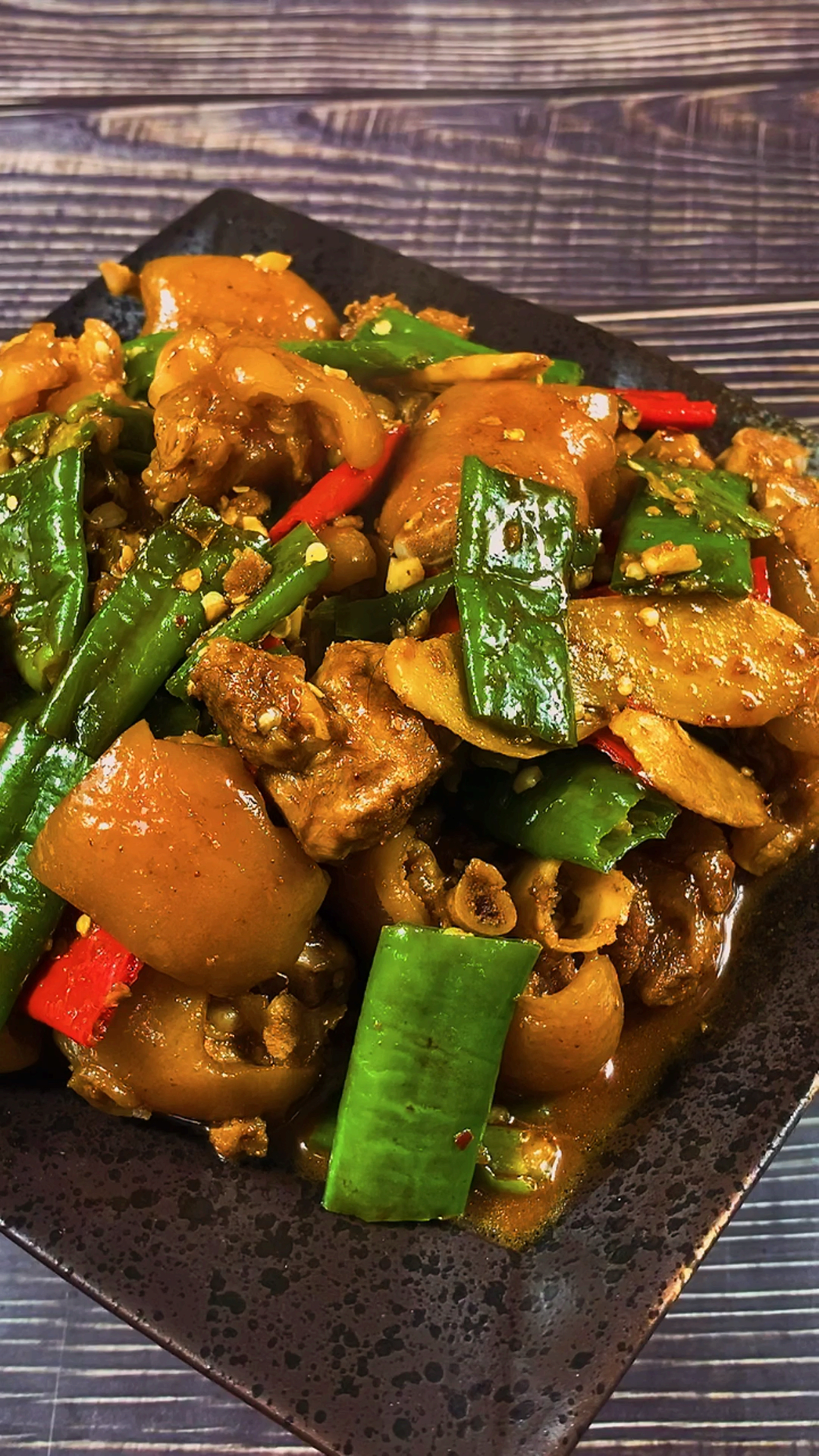 美食#擂辣椒猪蹄