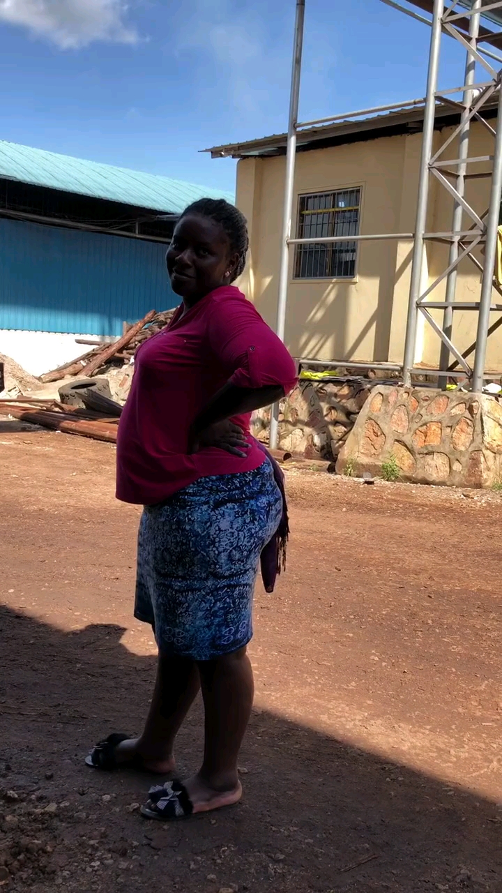 非洲人就喜欢这种身材,胖胖的