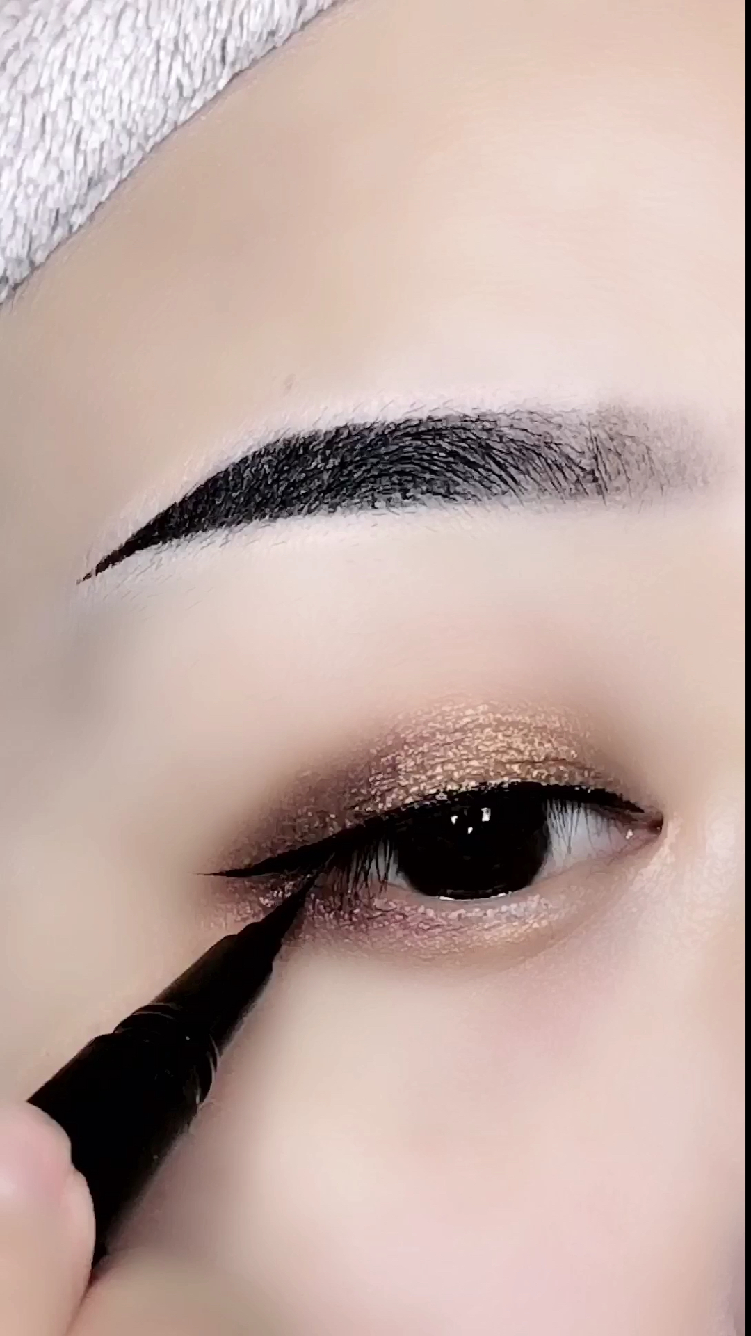 眼妆热门#适合肉眼泡妹纸的眼妆～新手一定要学哦