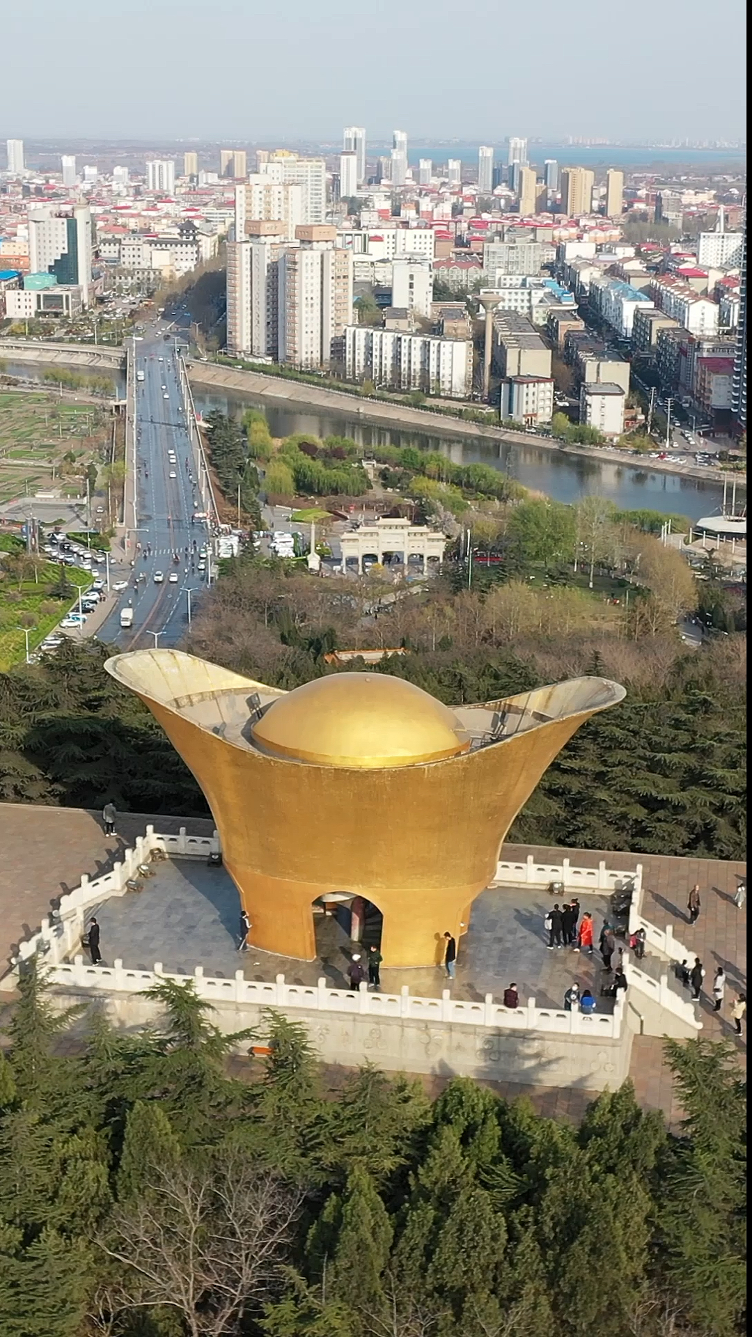 旅行#峰峰元宝山,这个元宝能不能买一座城?