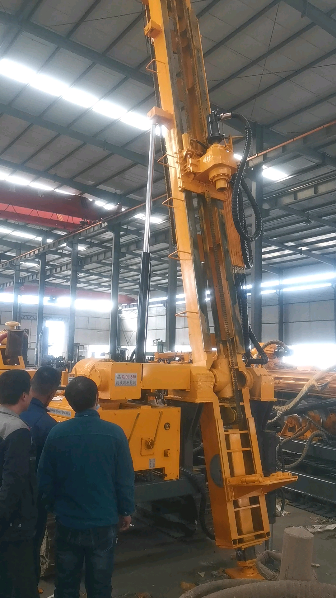 机械顶驱钻机0到90度调节,一机多用勘察取芯,锚固,水气两用,水井.