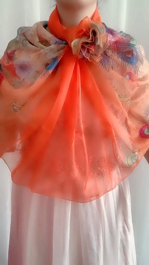 沙滩巾这样系仙气飘飘