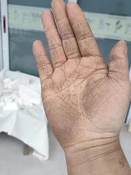 这就是没好好读书的下场农民也要有人干呀自己安慰哈自己