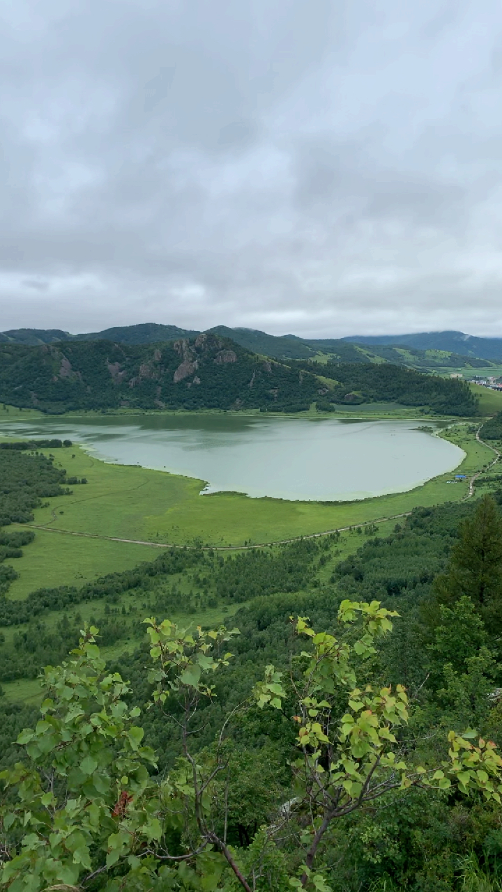 美丽的柴河同心天池