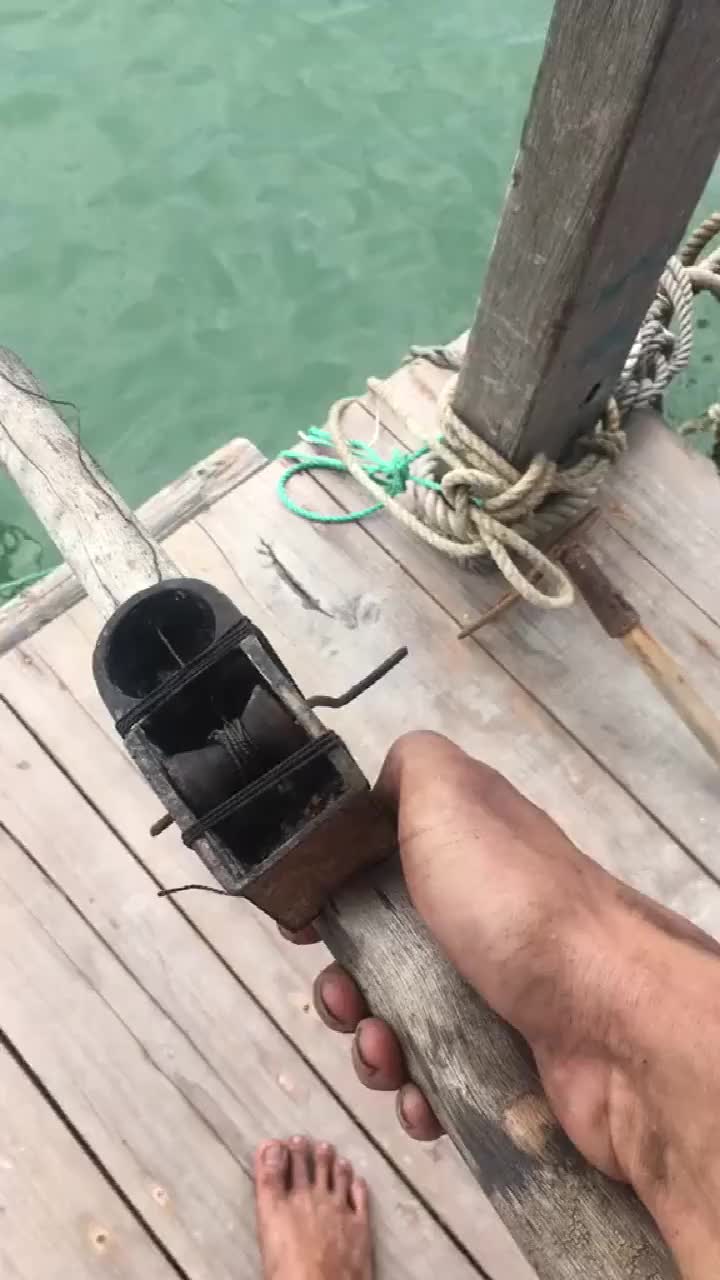 人才在民间,看到钓鱼工具我笑了,居然用上了墨斗!