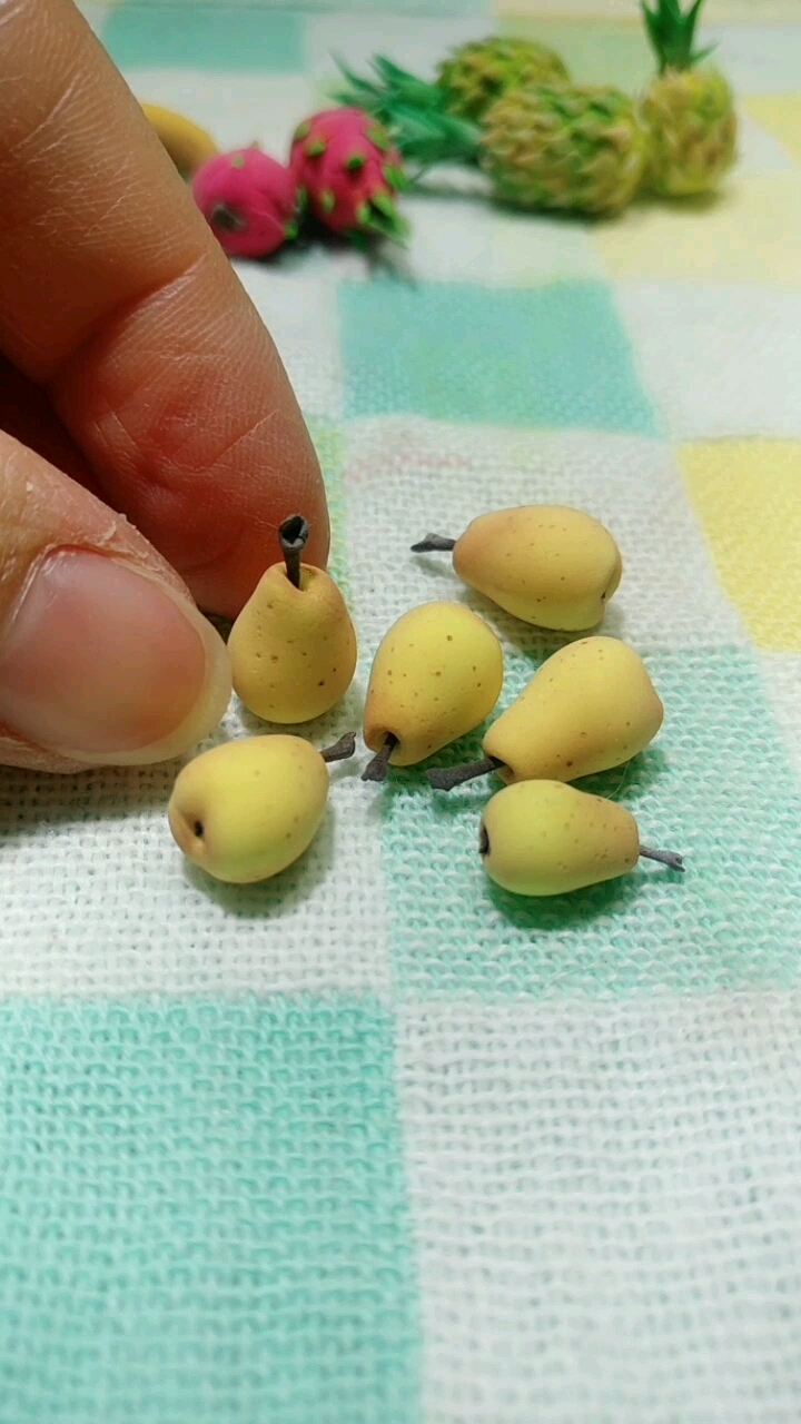粘土手工,梨,做好喽