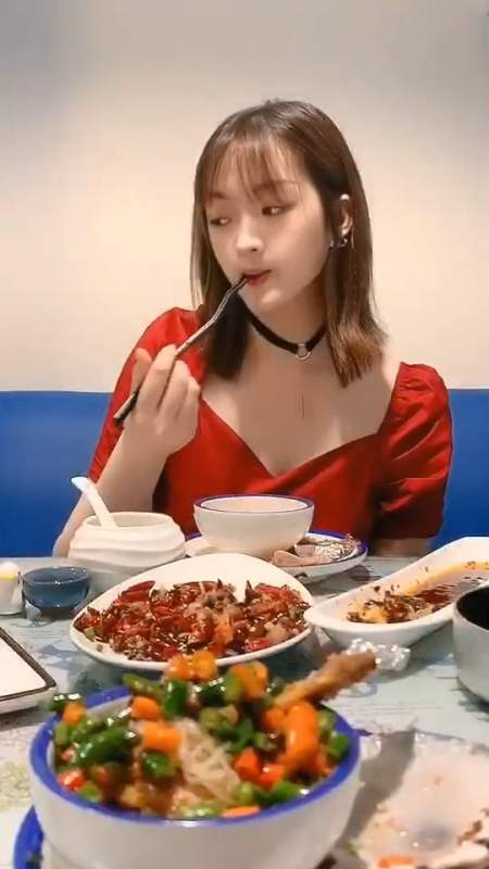 美食记#单身的你们是体会不了吃女朋友剩菜剩饭的幸福啦