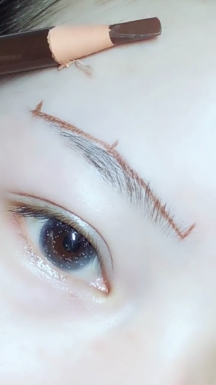 三点一线就能画个好眉毛