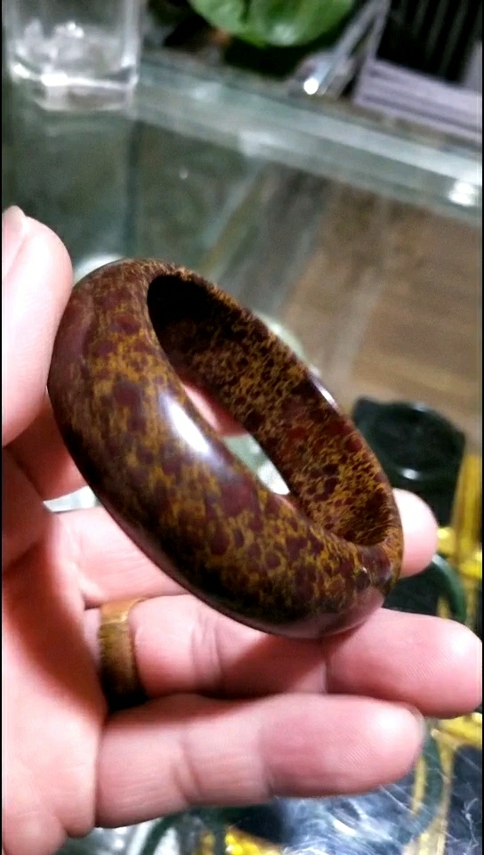 天宝石手镯