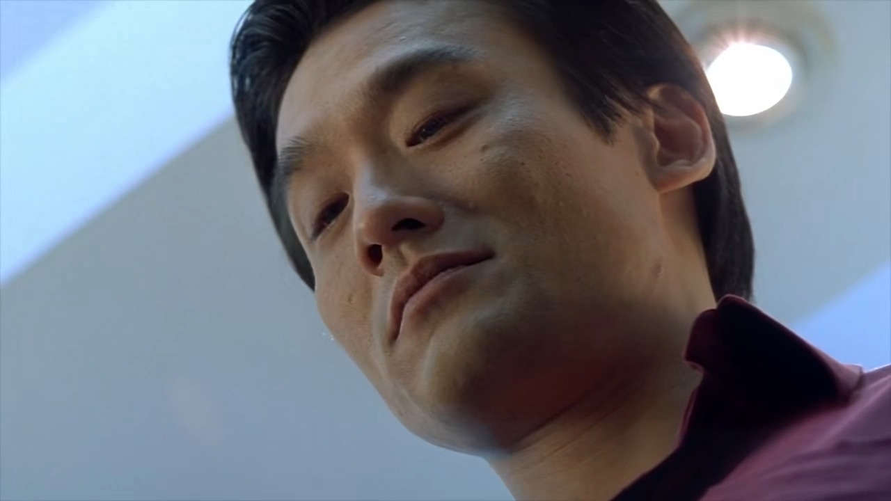 梁家辉#【梁家辉】我告诉你,不放左边也不放右边,放在你心里面!