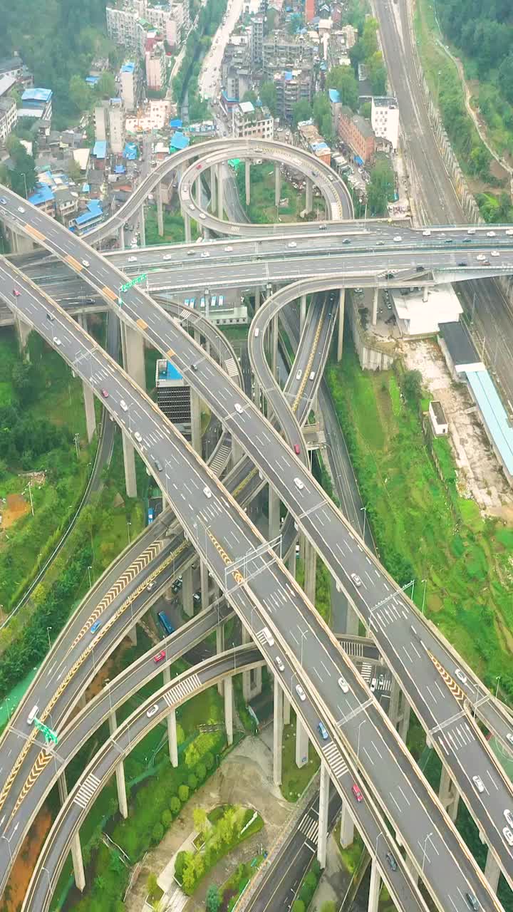 国内最复杂的立交桥,贵阳的交通枢纽,设计师太牛了,走错路口就是贵阳